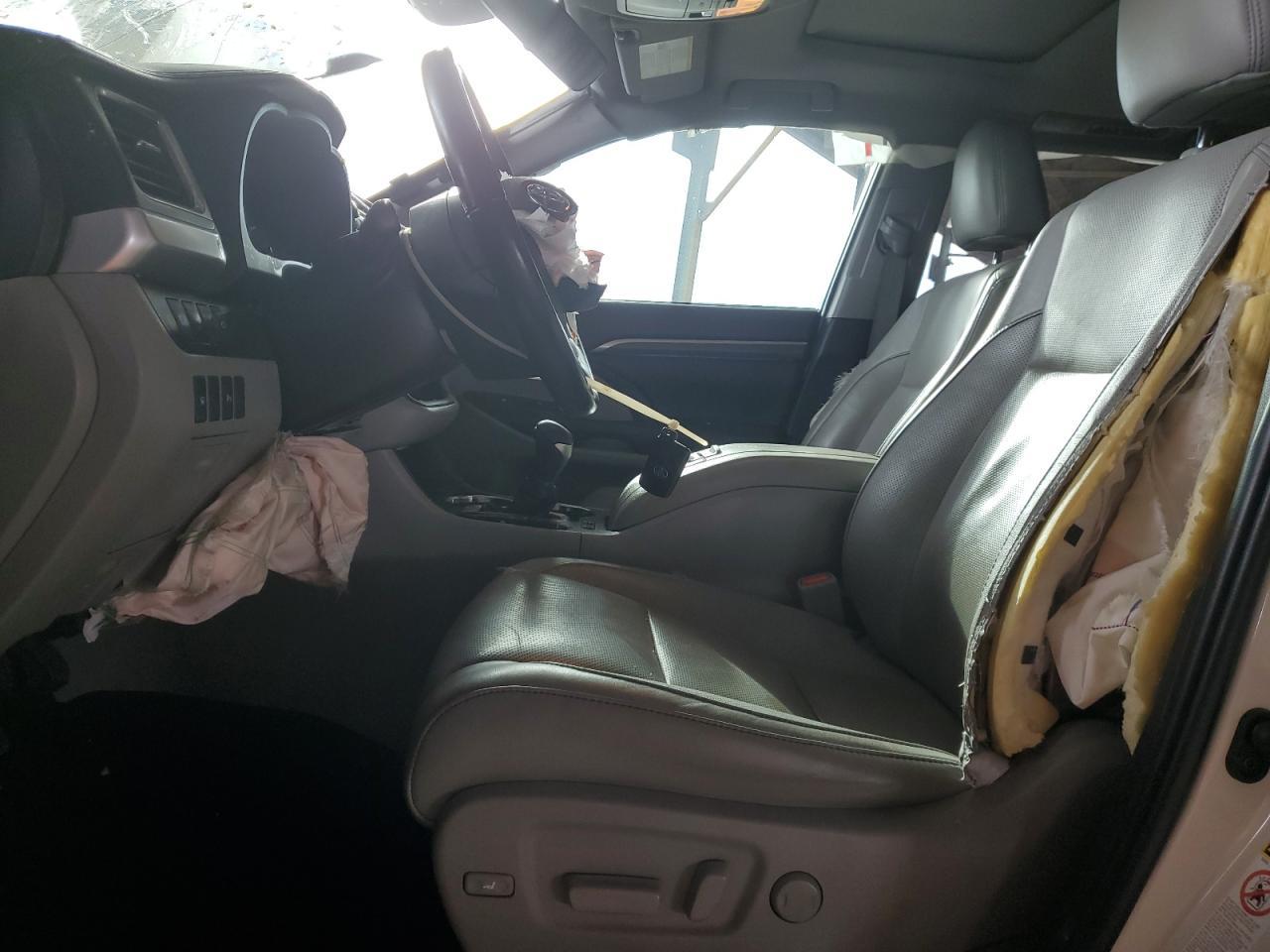 2019 TOYOTA HIGHLANDER