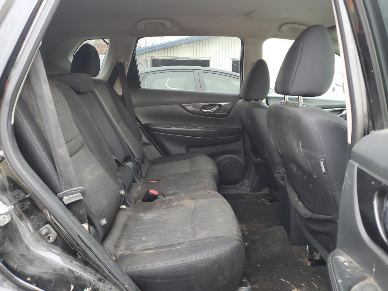 2017 NISSAN ROGUE