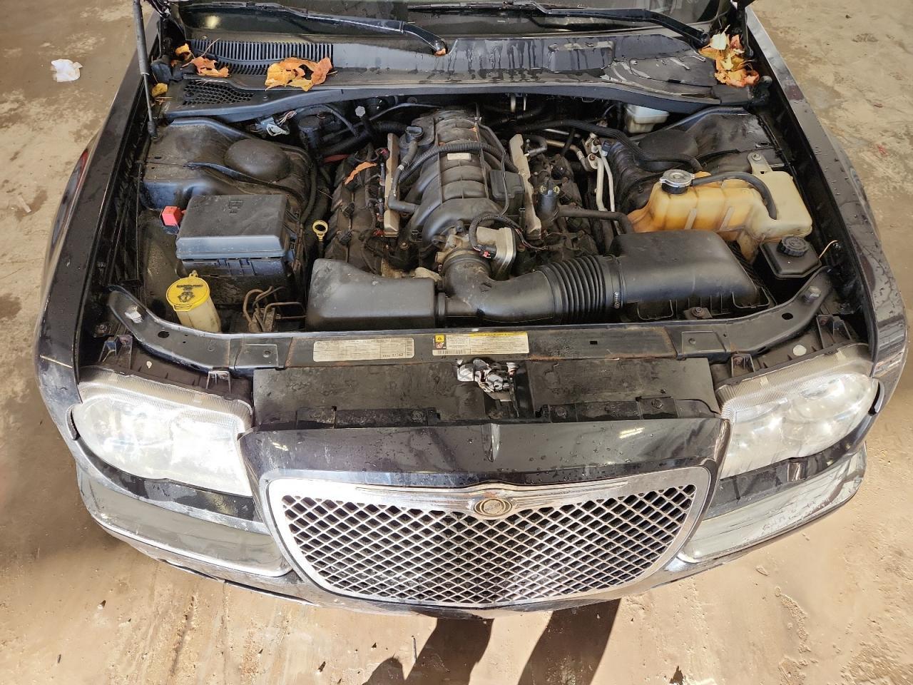 2010 CHRYSLER 300