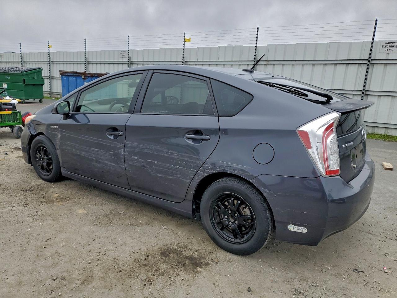 2014 TOYOTA PRIUS
