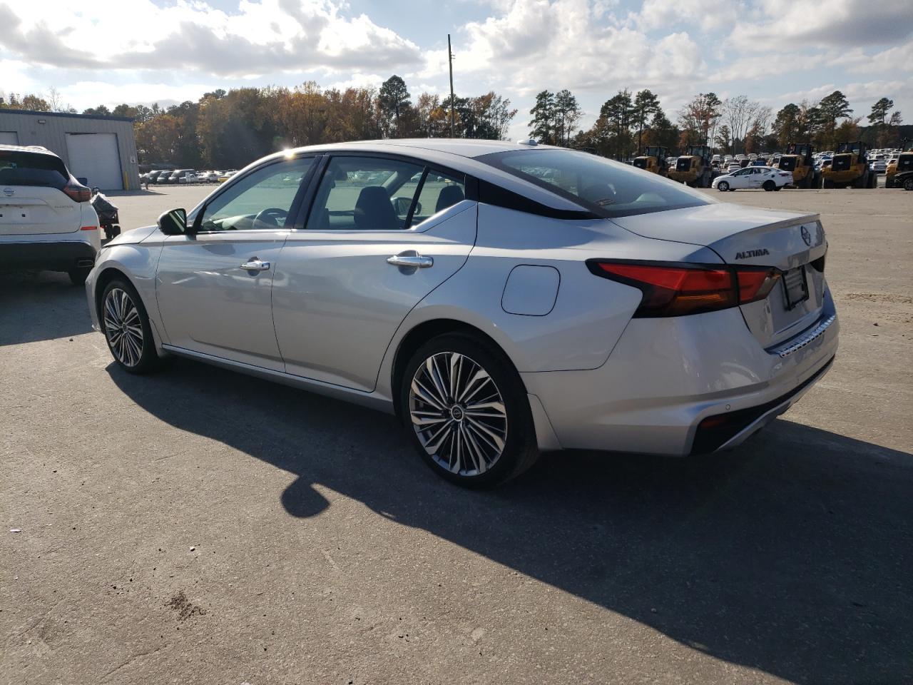 2023 NISSAN ALTIMA