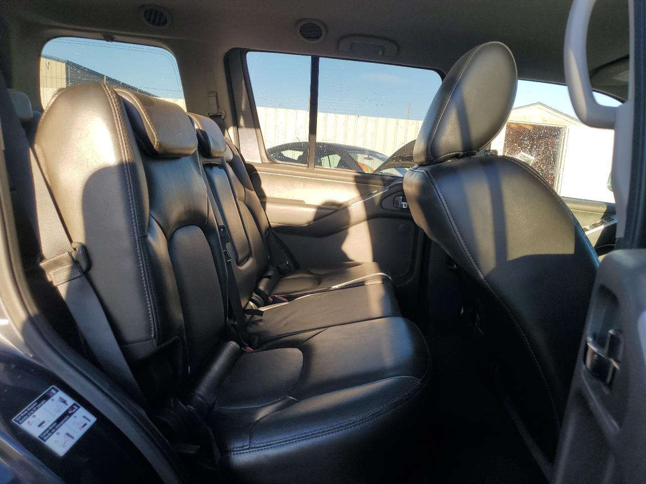 2011 NISSAN PATHFINDER