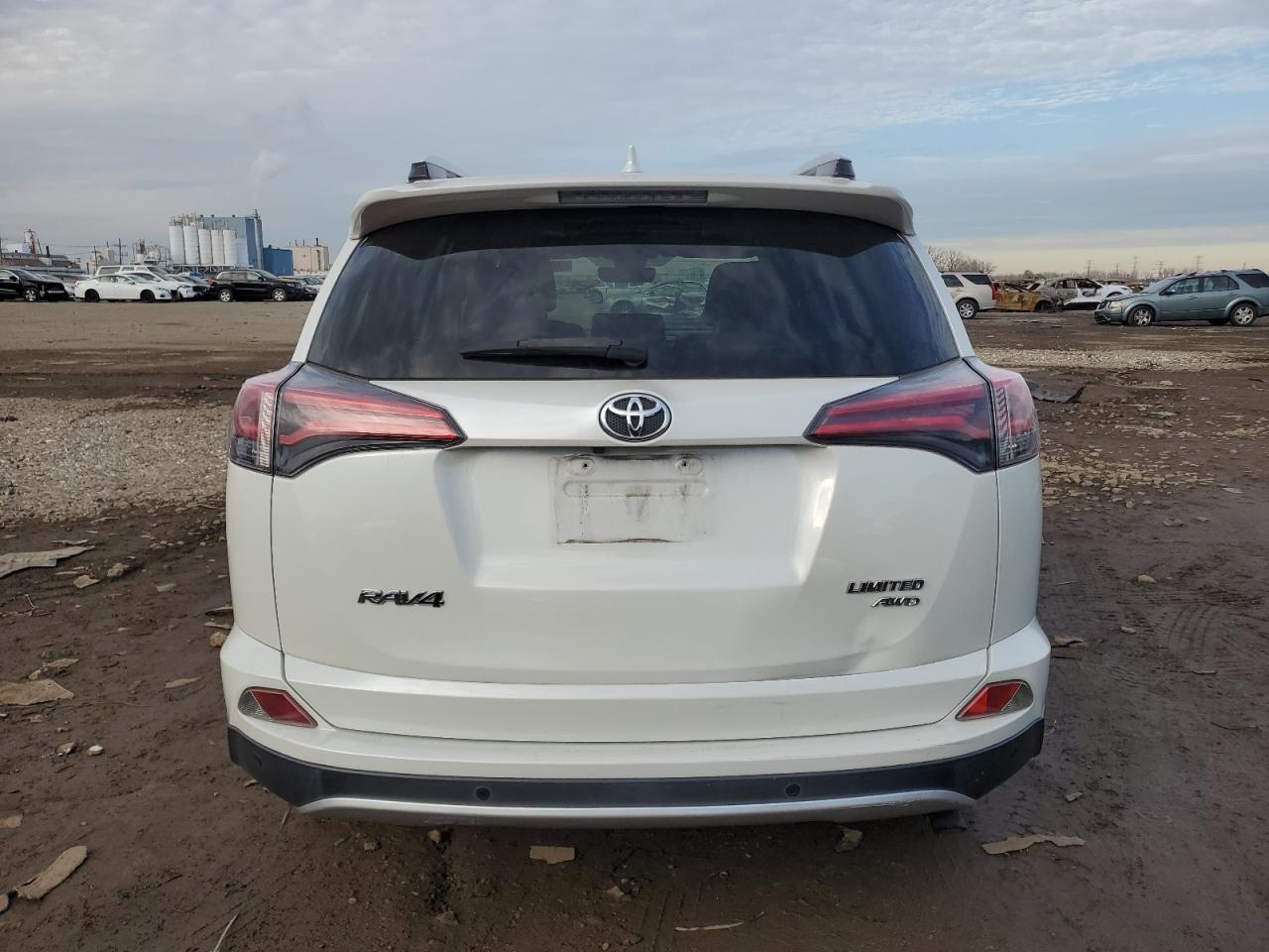 2016 TOYOTA RAV4