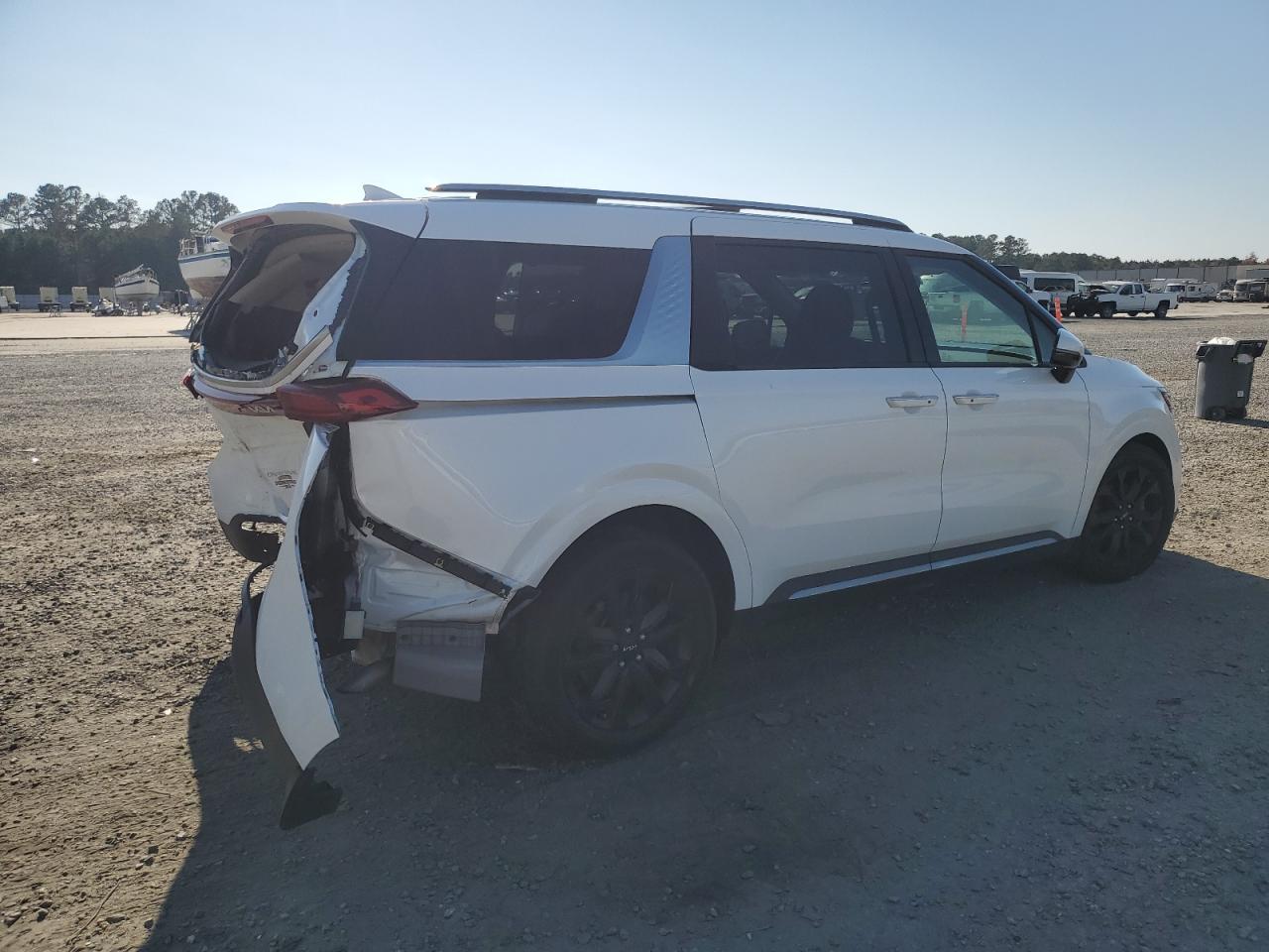 2024 KIA Carnival