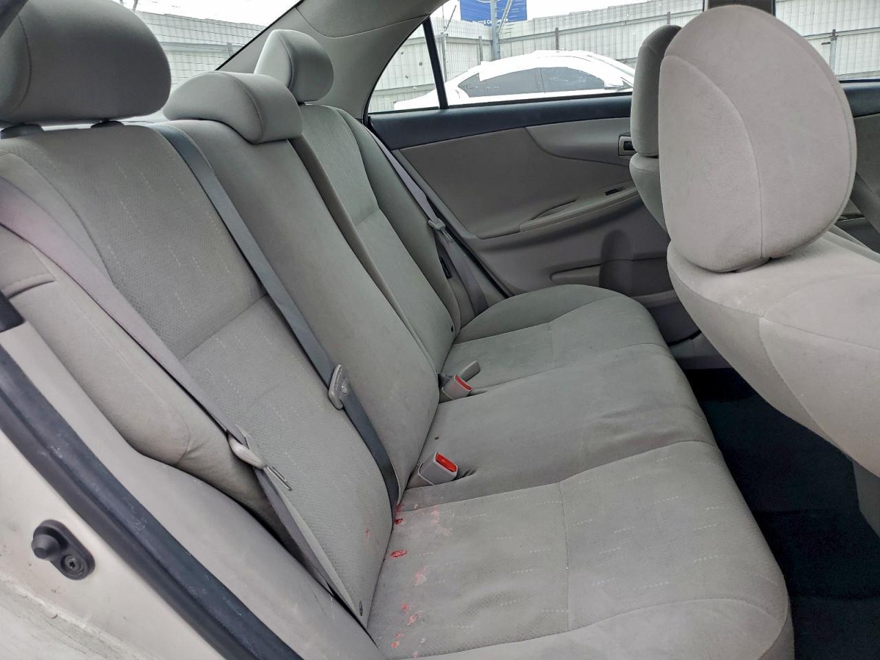 2012 TOYOTA COROLLA