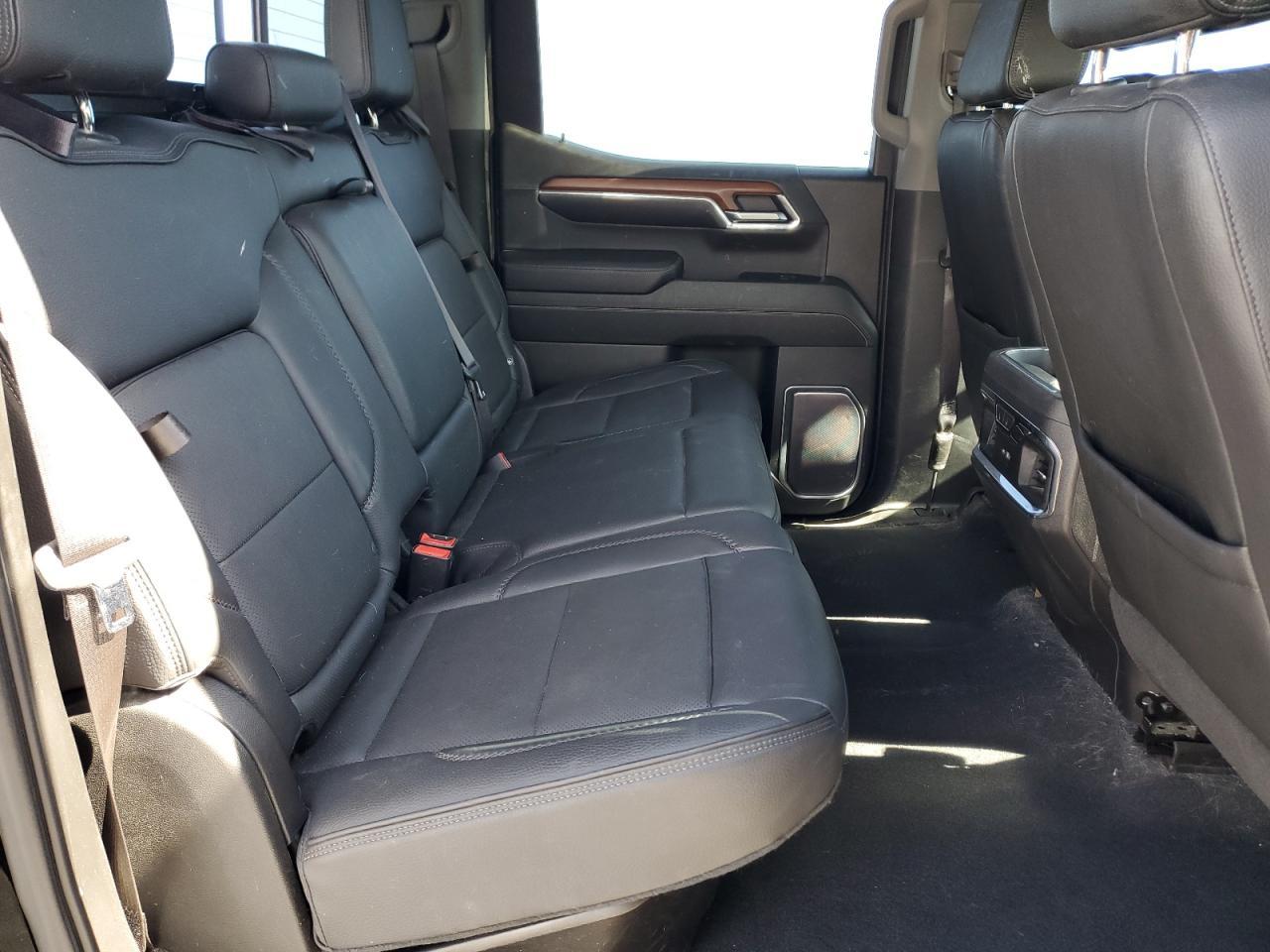 2023 GMC Sierra
