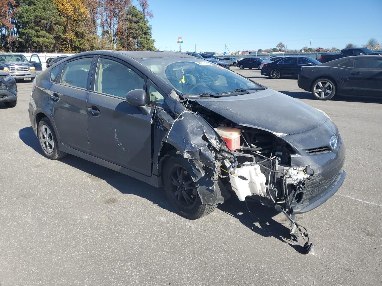 2013 TOYOTA PRIUS