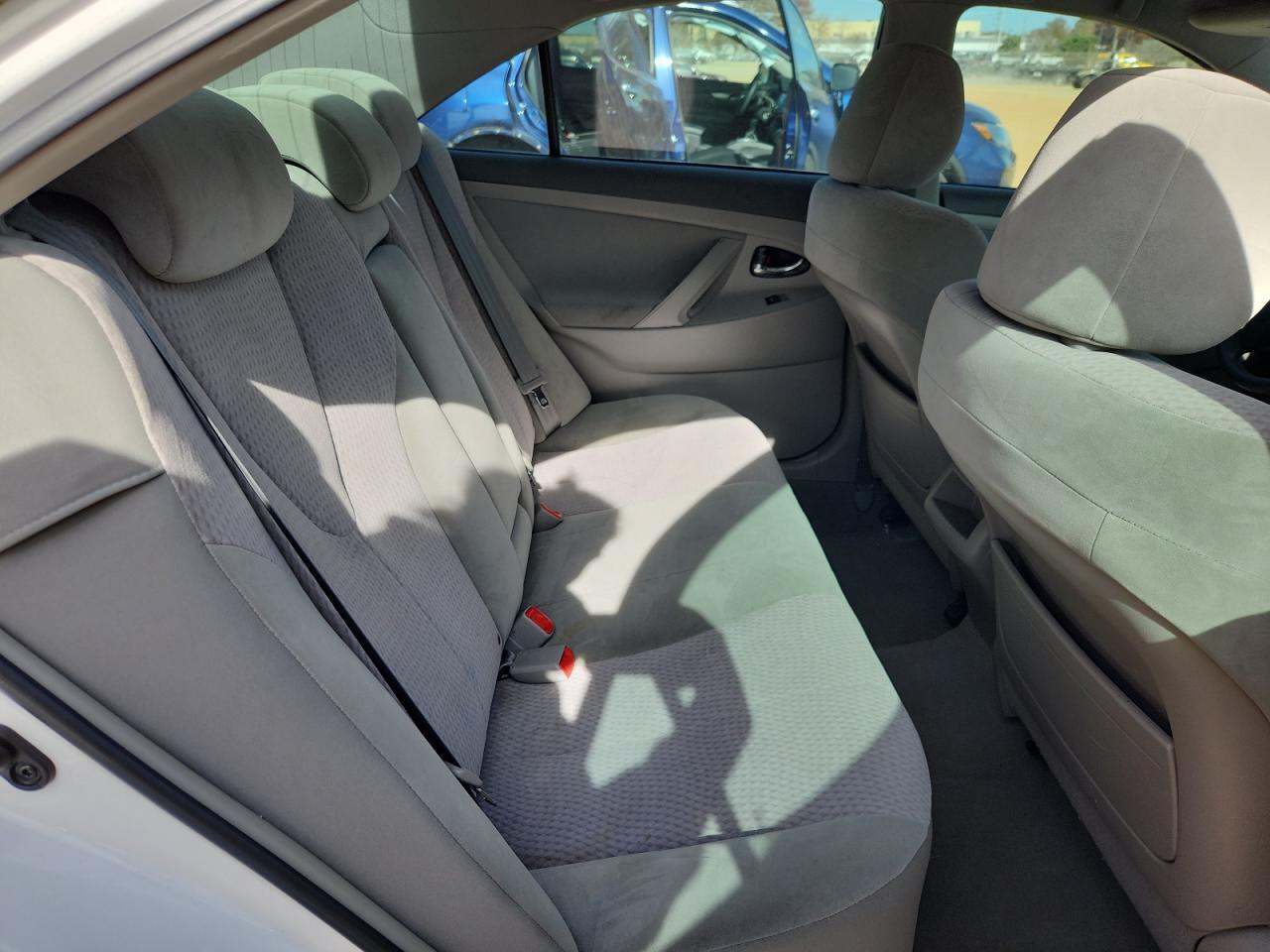 2011 TOYOTA CAMRY
