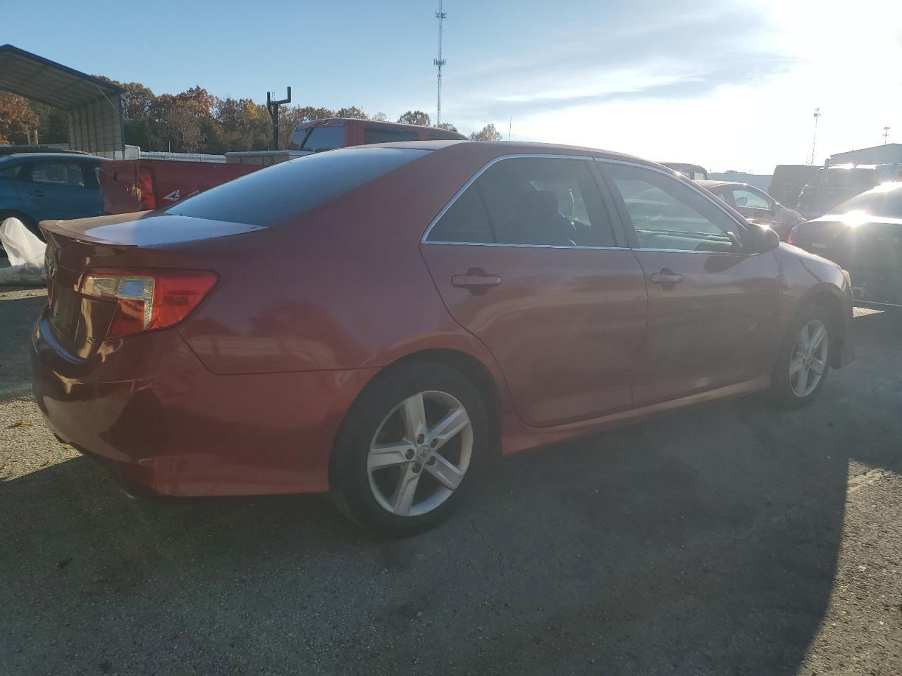 2013 TOYOTA CAMRY