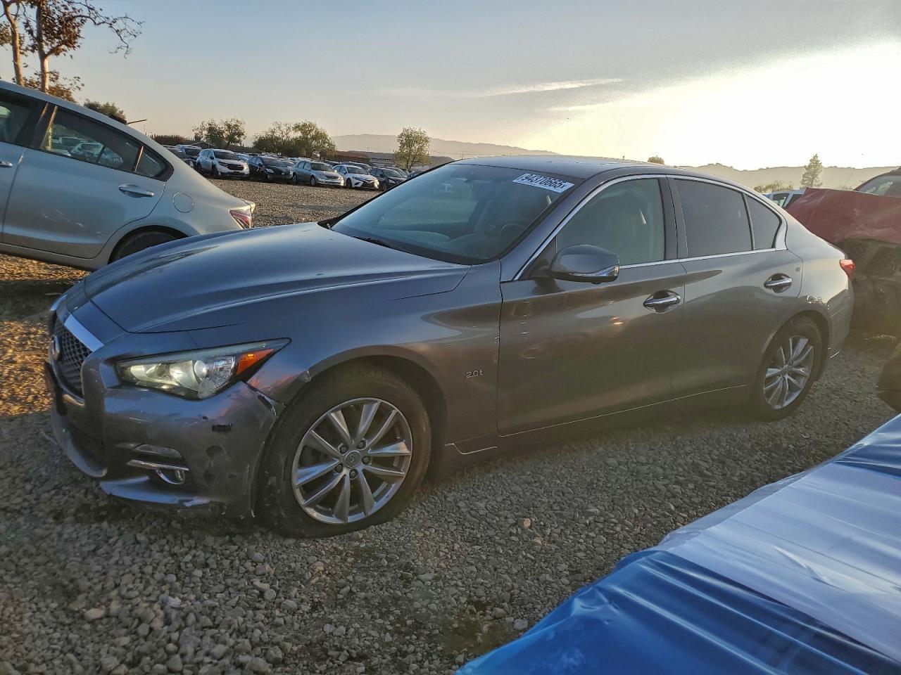 2017 INFINITI Q50