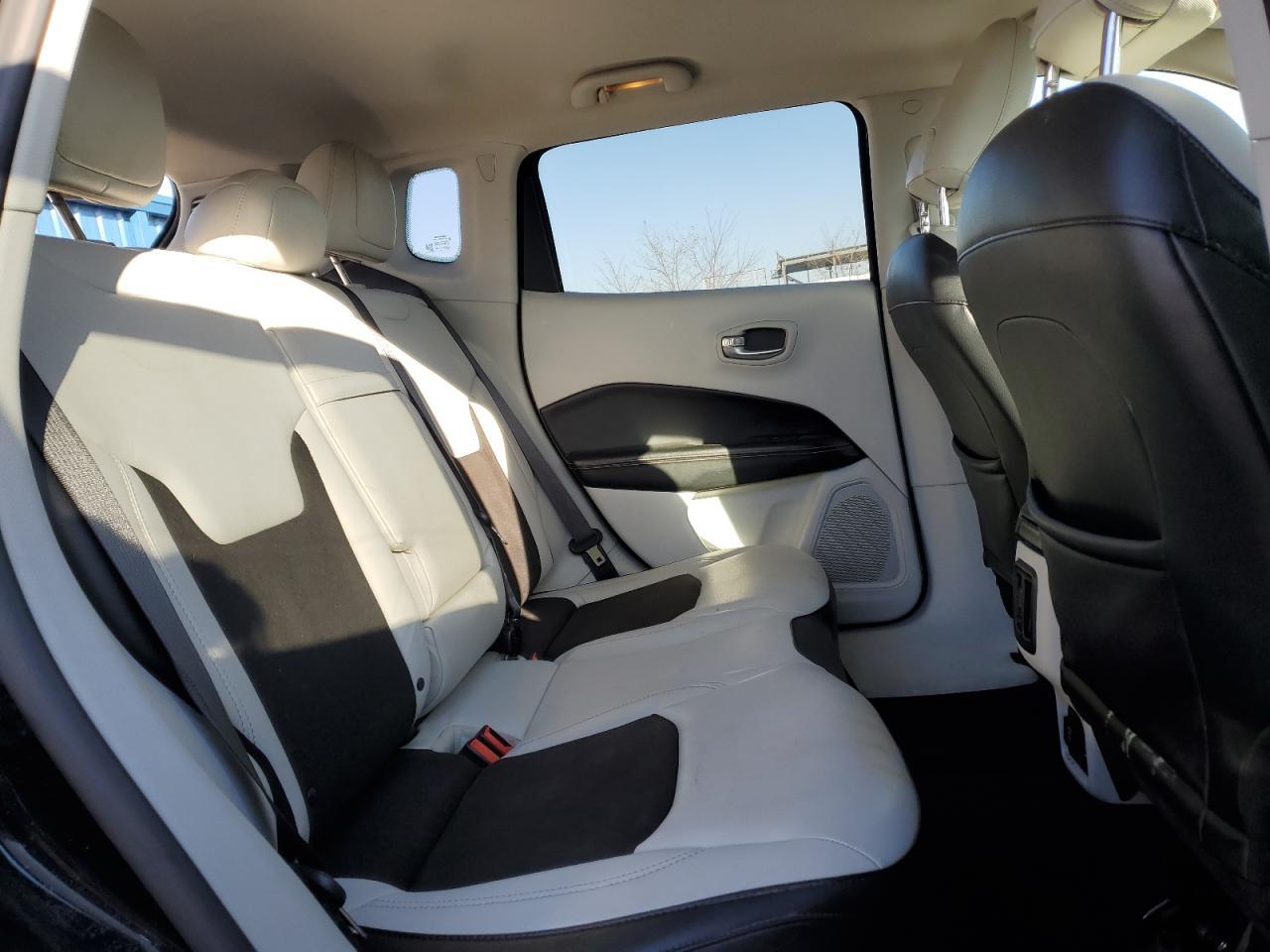 2017 JEEP Compass