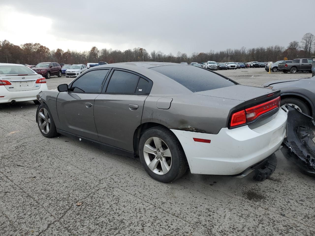 2011 DODGE CHARGER