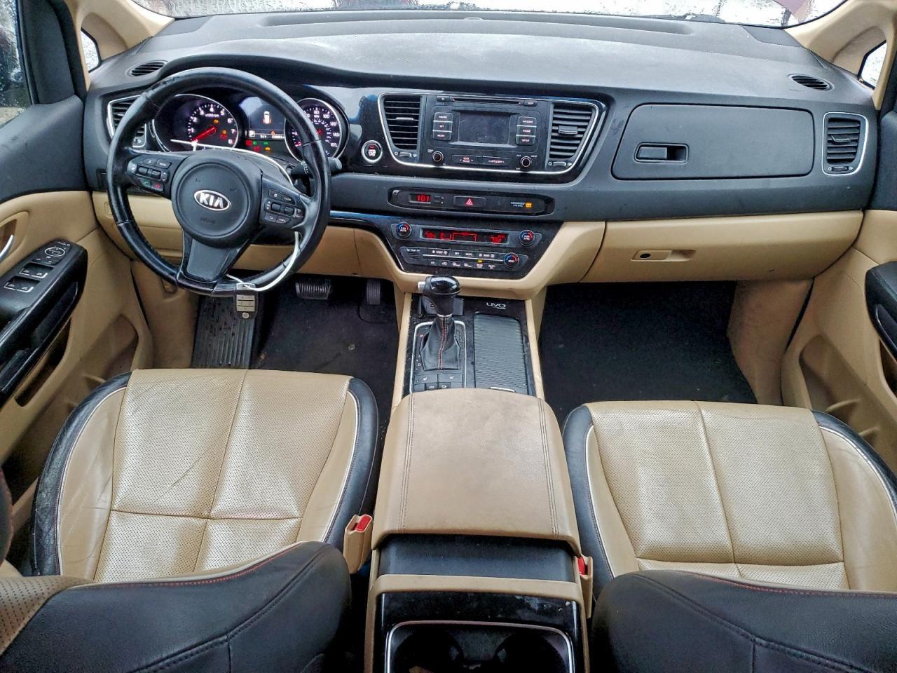 2015 KIA SEDONA