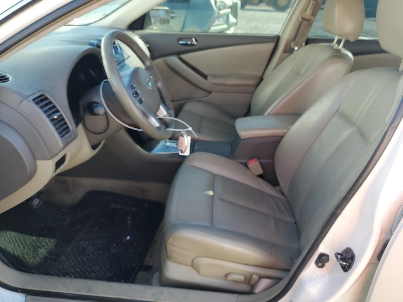 2009 NISSAN ALTIMA