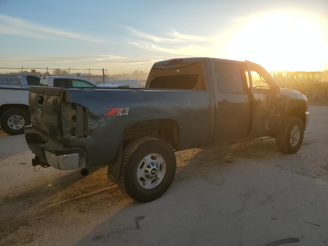 2013 CHEVROLET Silverado 2500