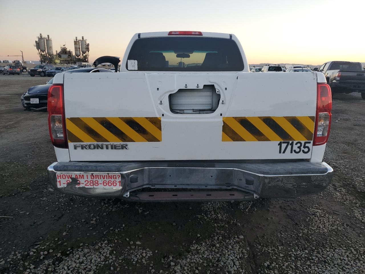 2012 NISSAN Frontier