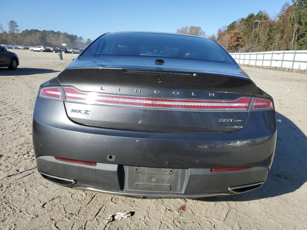 2017 LINCOLN MKZ