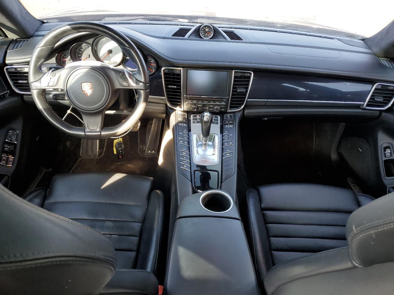 2014 PORSCHE Panamera