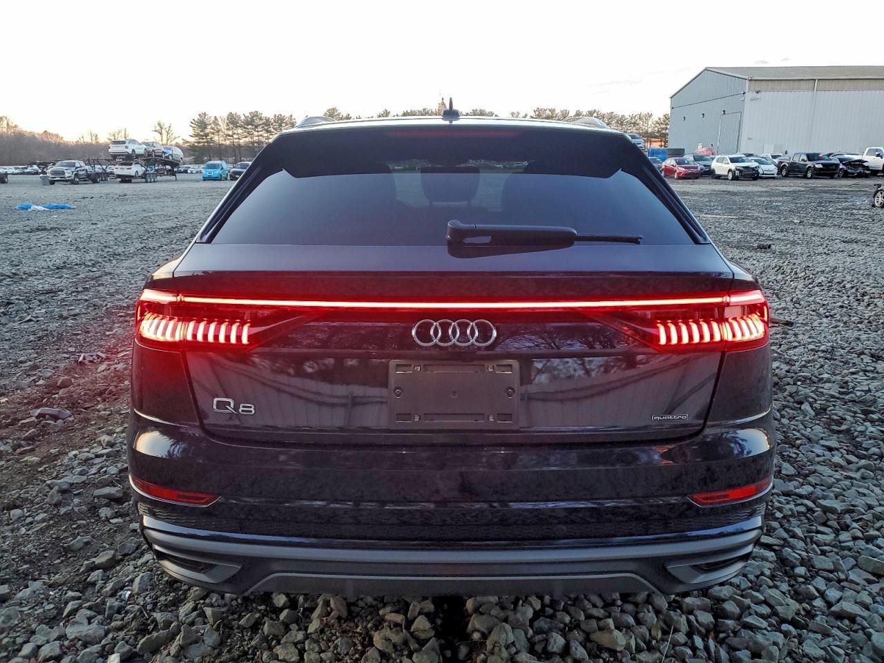 2021 AUDI Q8