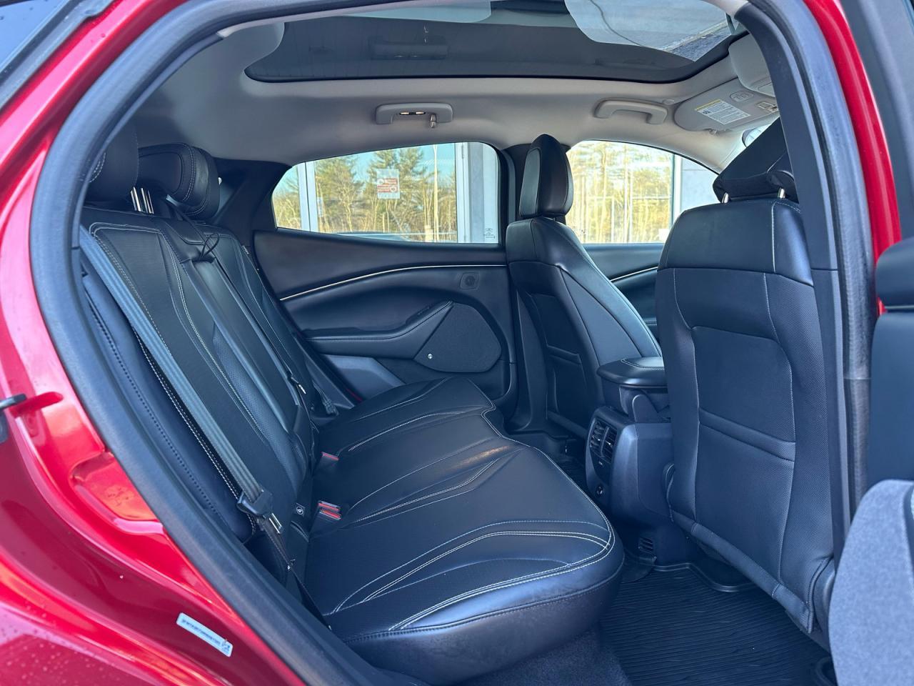 2021 FORD Mustang Mach-E