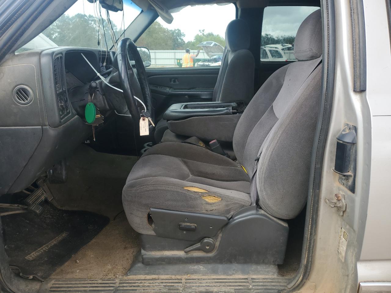 2005 GMC Sierra