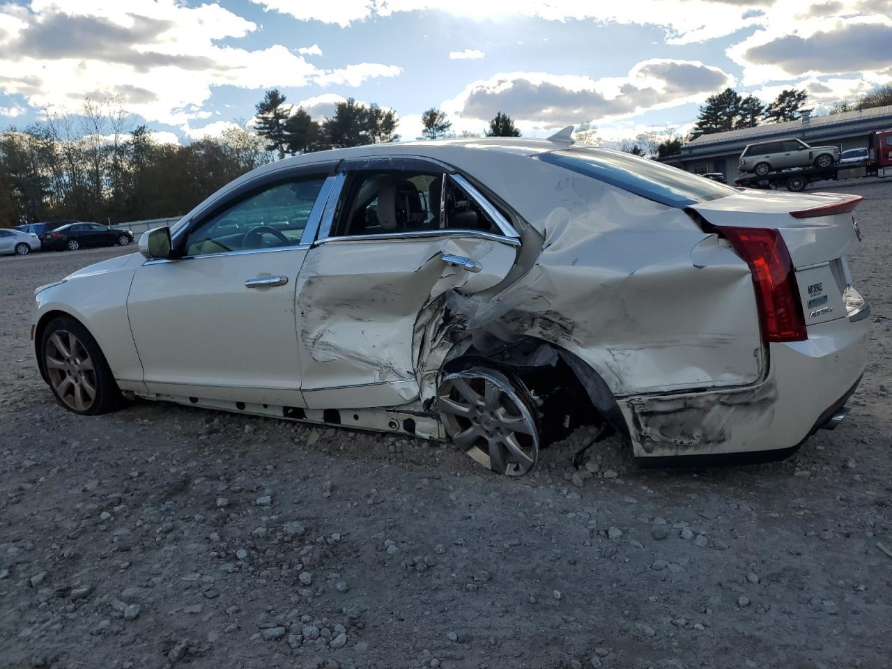 2013 CADILLAC X6 M