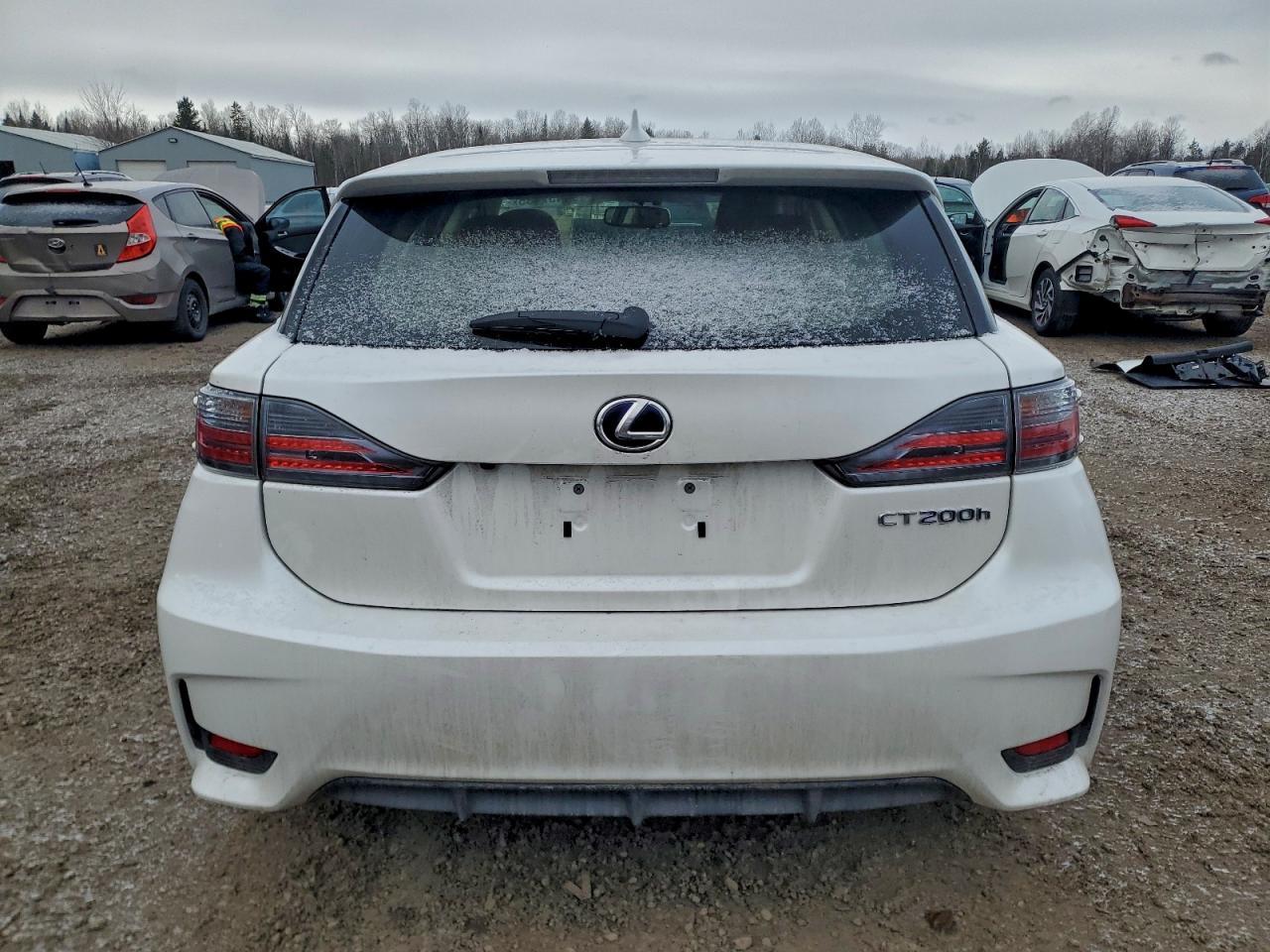 2016 LEXUS CT 200