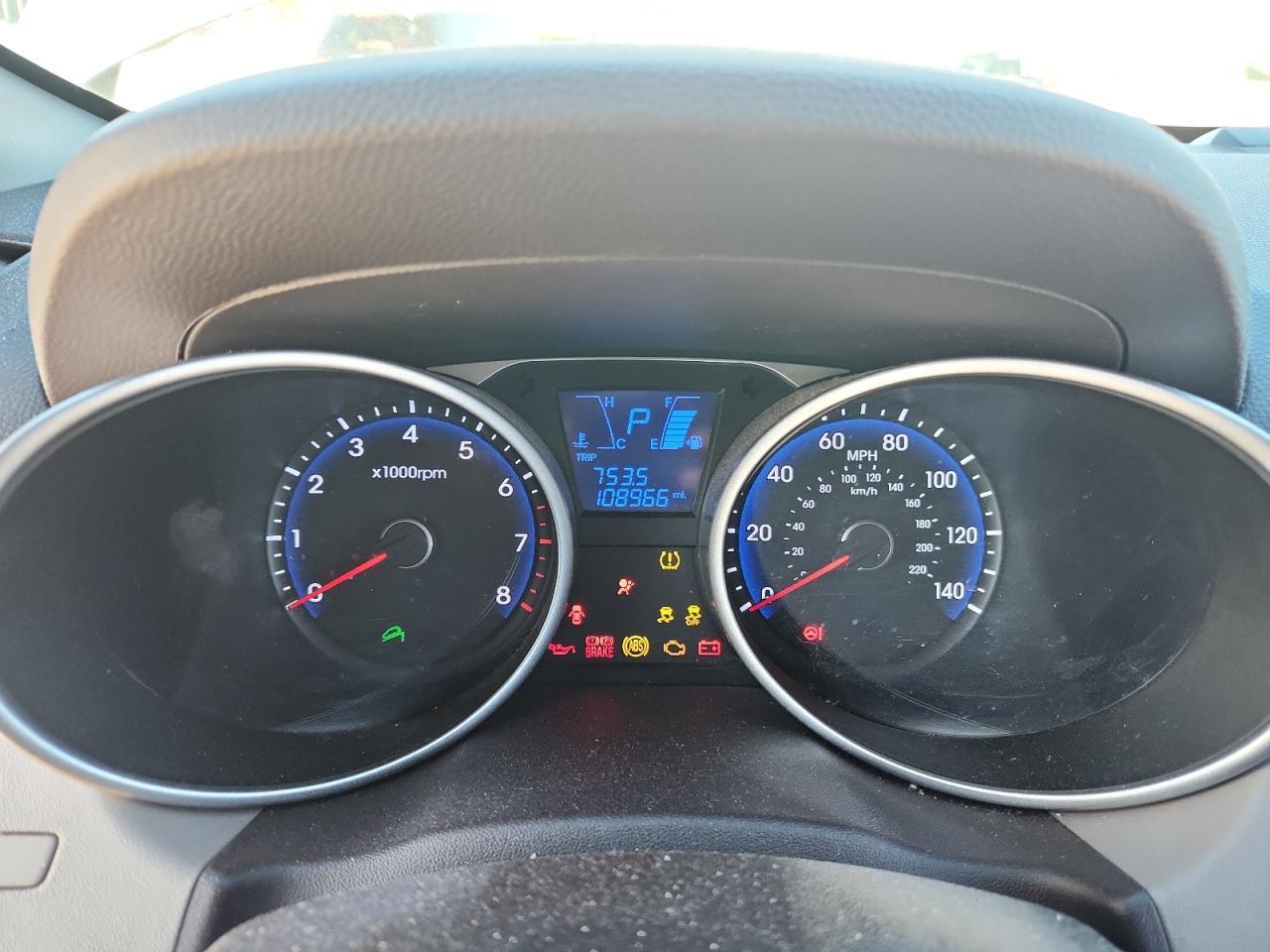 2015 HYUNDAI TUCSON
