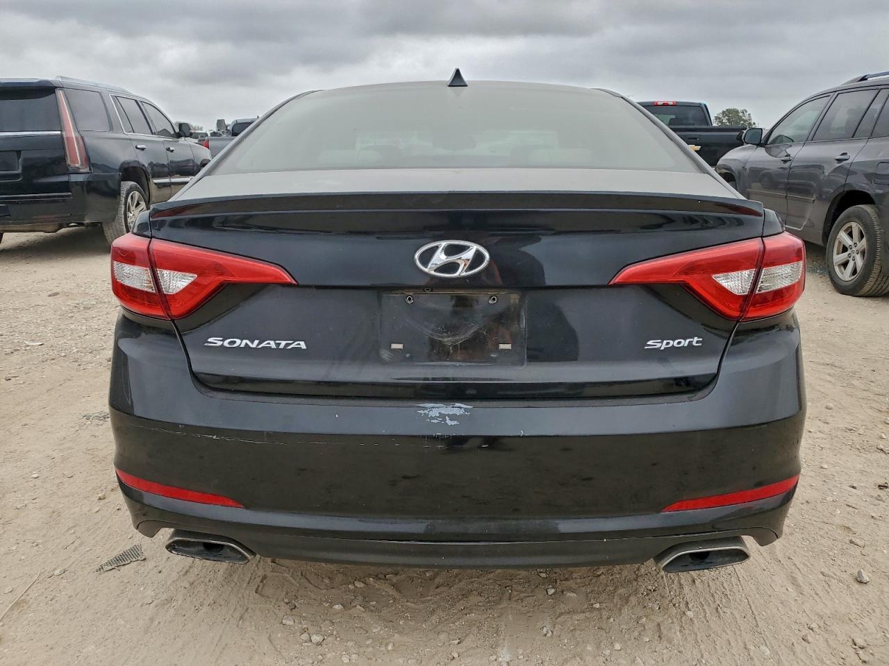 2016 HYUNDAI SONATA