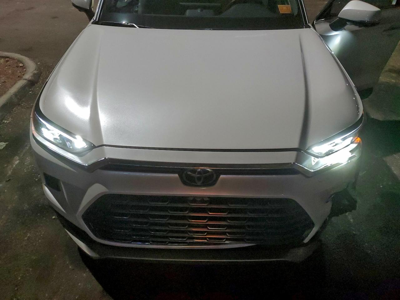 2026 TOYOTA HIGHLANDER