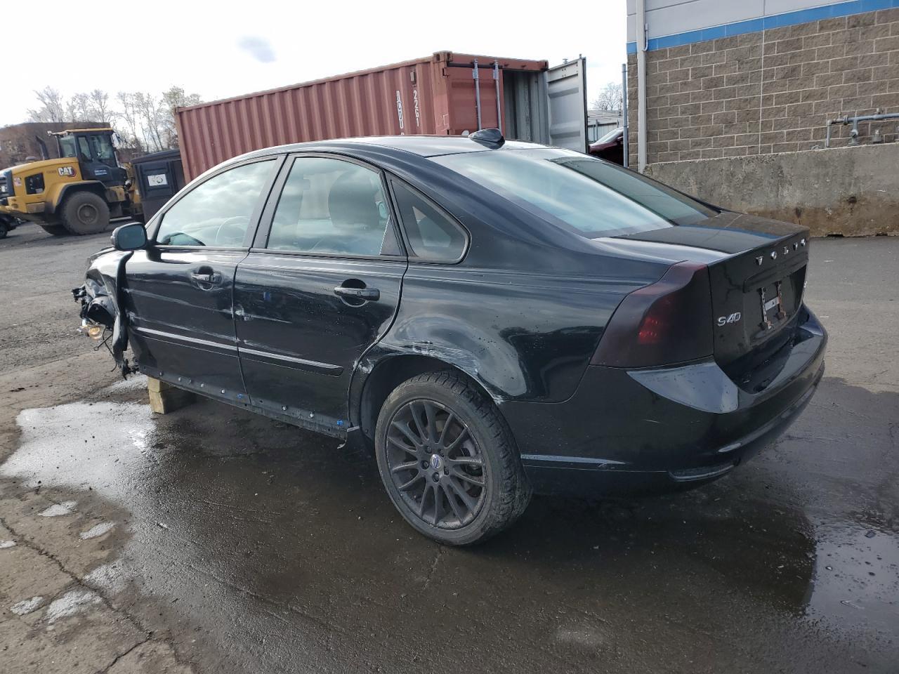 2010 VOLVO S40