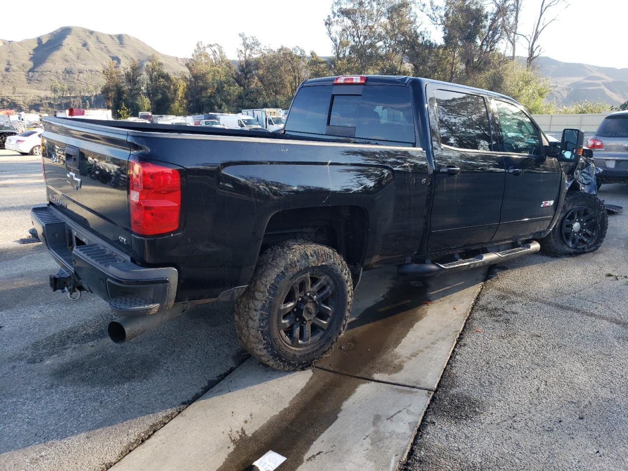 2017 CHEVROLET Silverado 2500