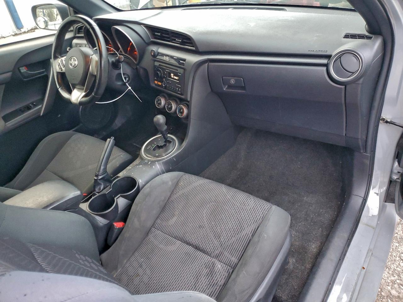 2013 TOYOTA SCION