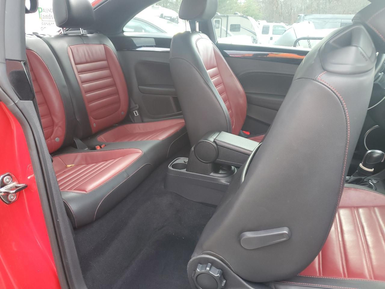 2013 VOLKSWAGEN Beetle