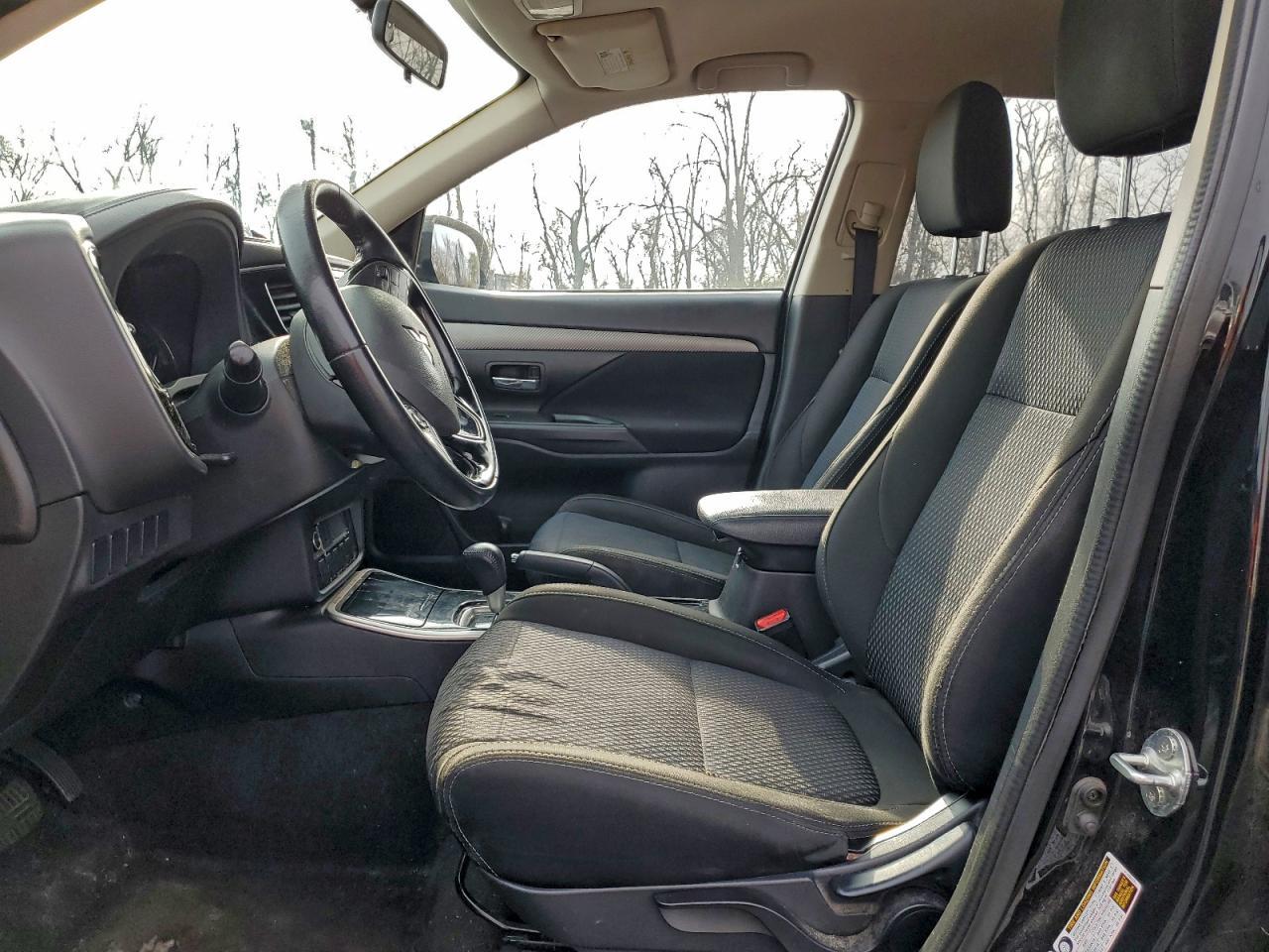 2017 MITSUBISHI outlander