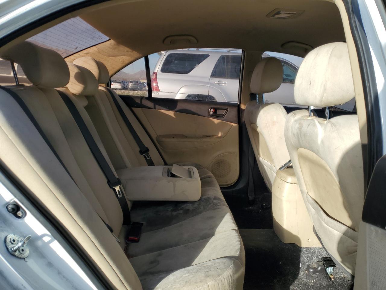 2010 HYUNDAI SONATA
