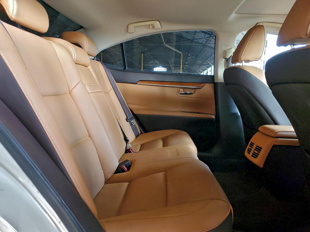 2016 LEXUS ES 300H