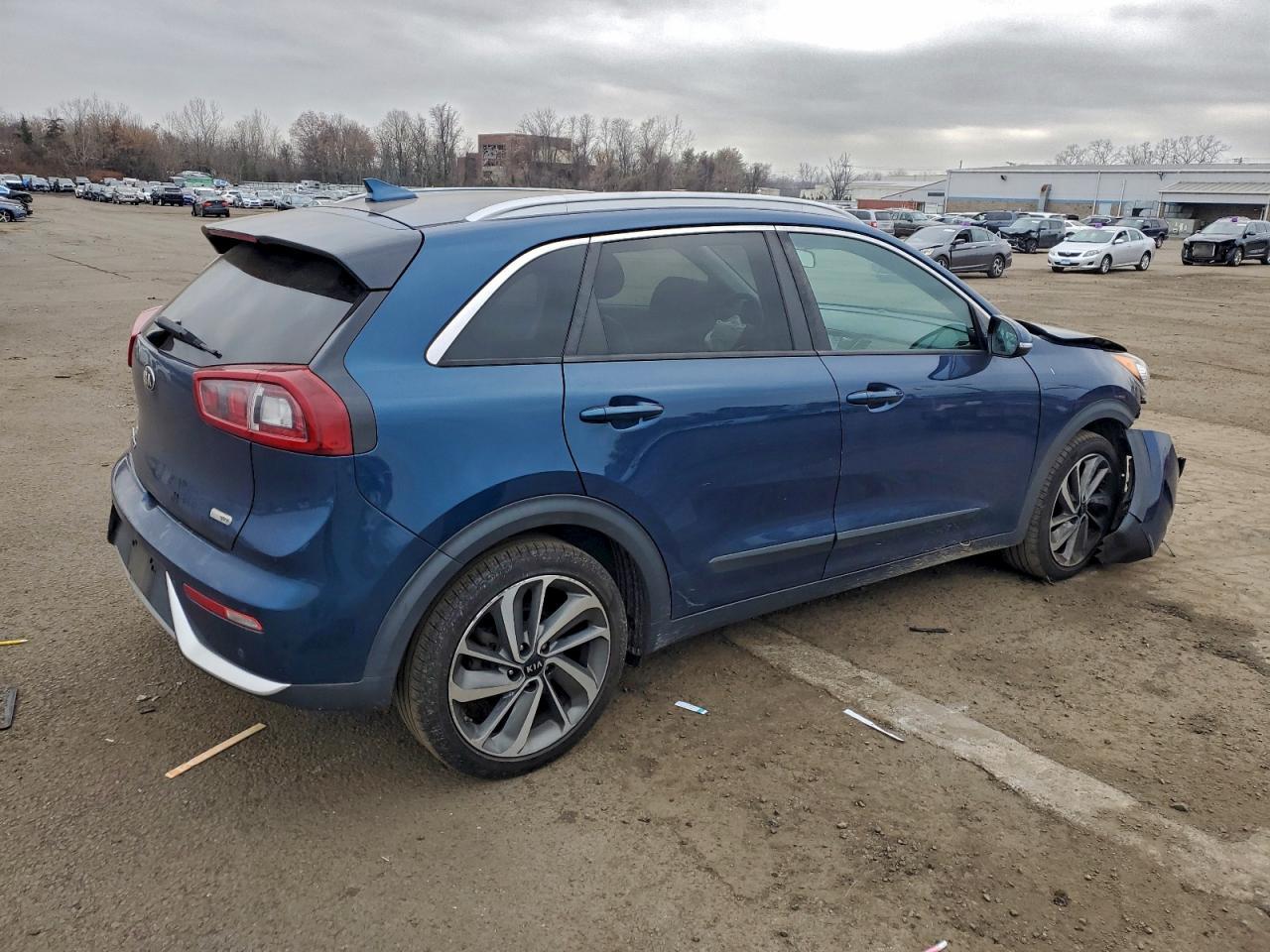 2017 KIA Niro