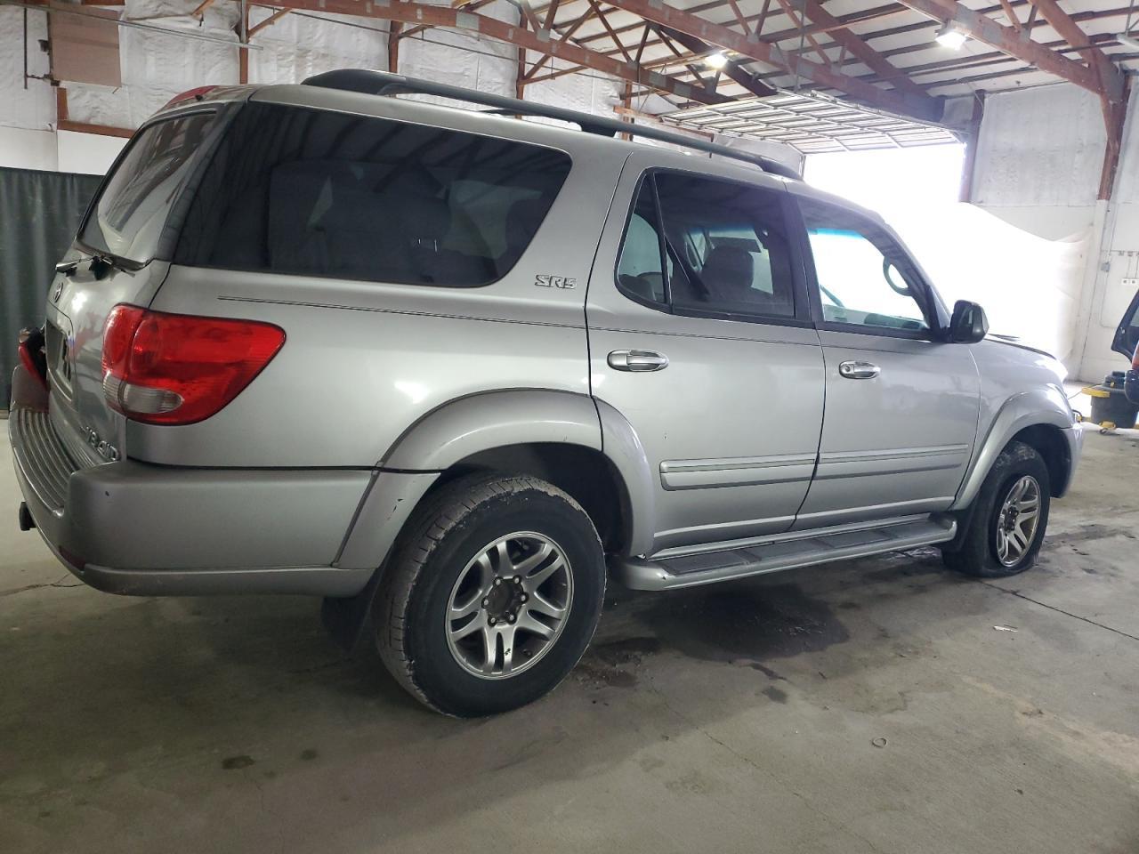 2006 TOYOTA Sequoia