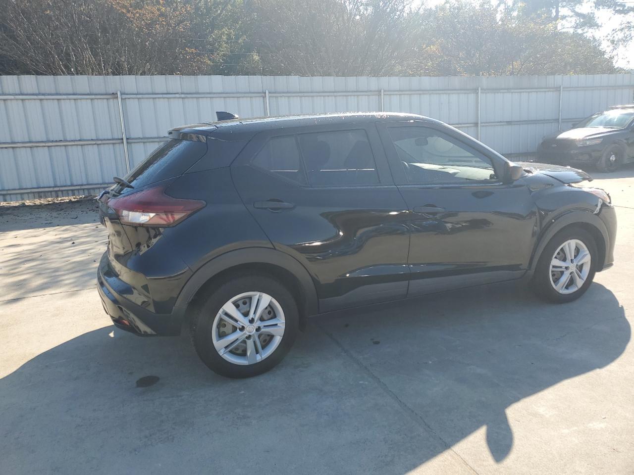 2021 NISSAN KICKS