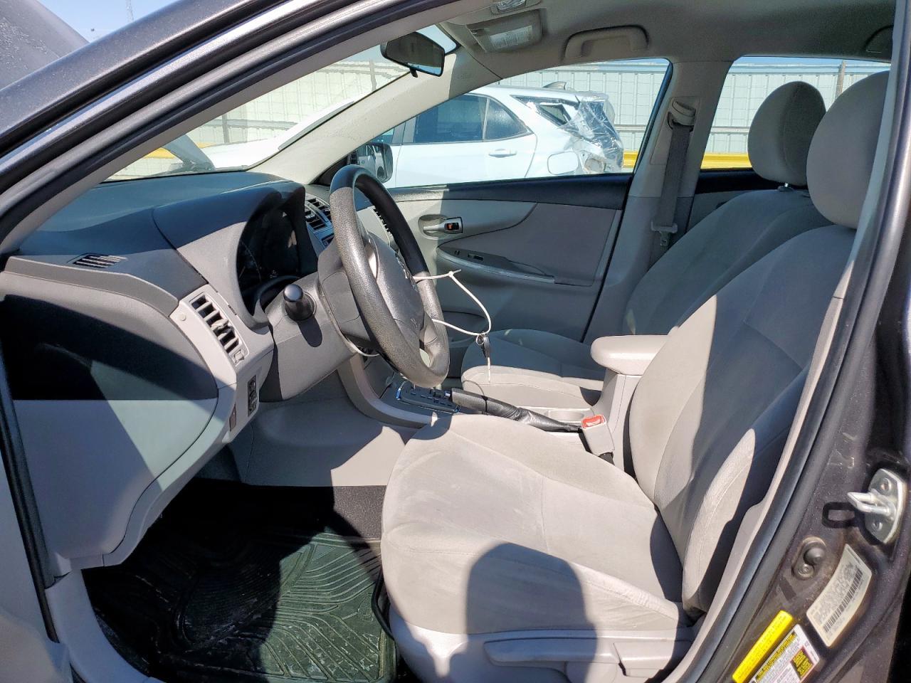 2013 TOYOTA COROLLA