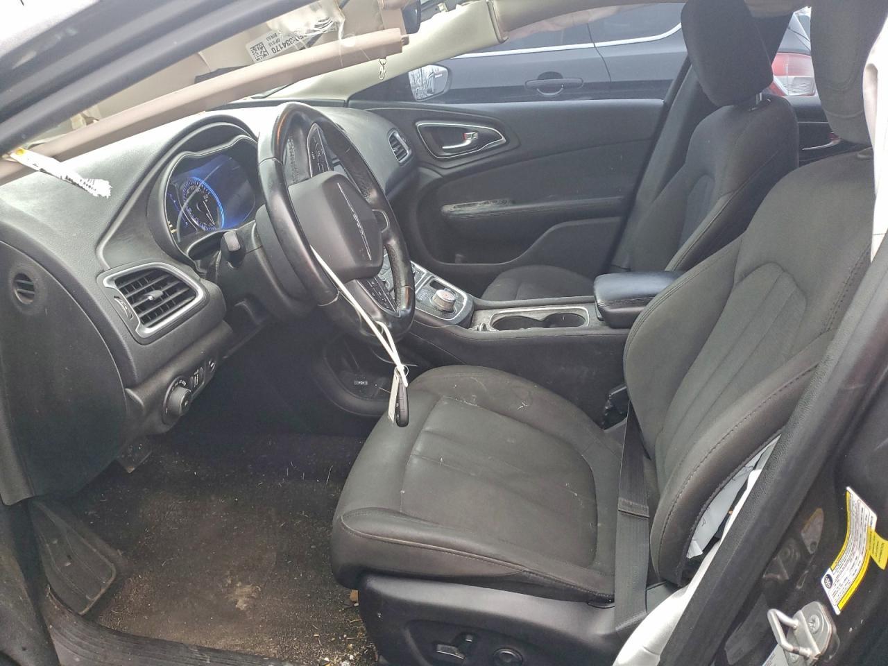 2016 CHRYSLER 200