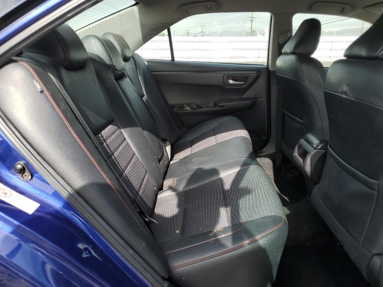 2015 TOYOTA CAMRY