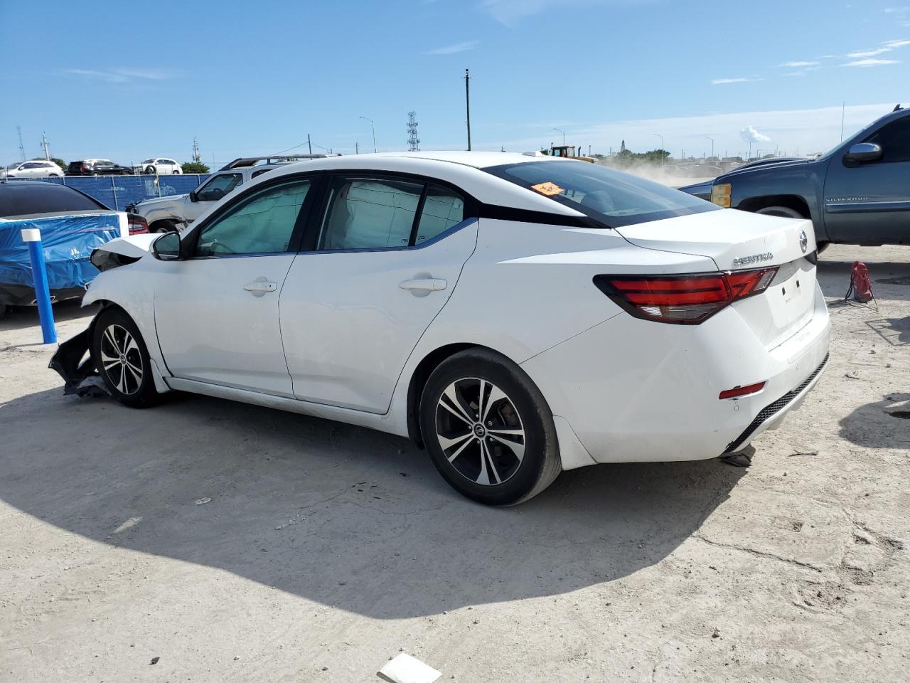 2022 NISSAN SENTRA