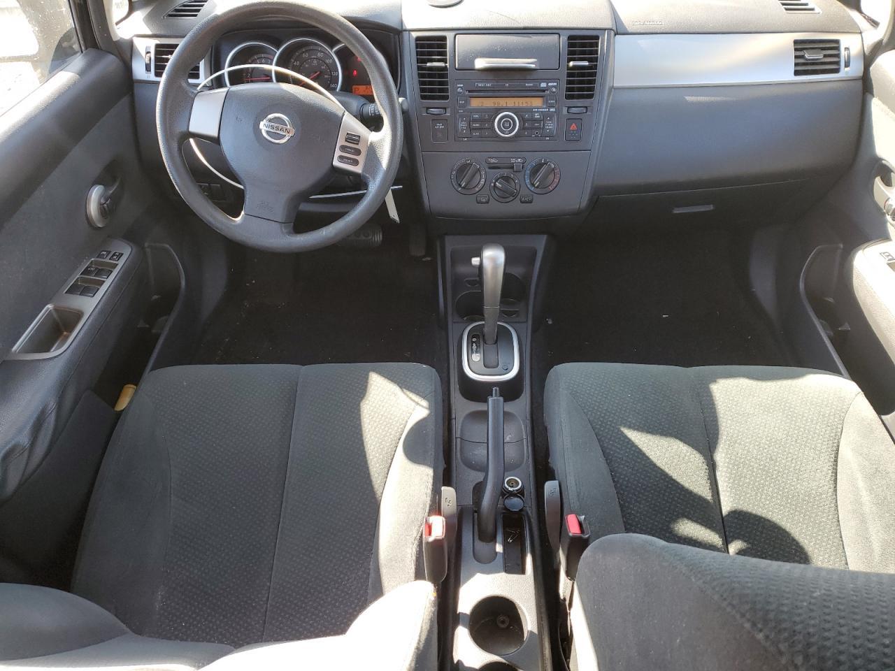 2011 NISSAN VERSA