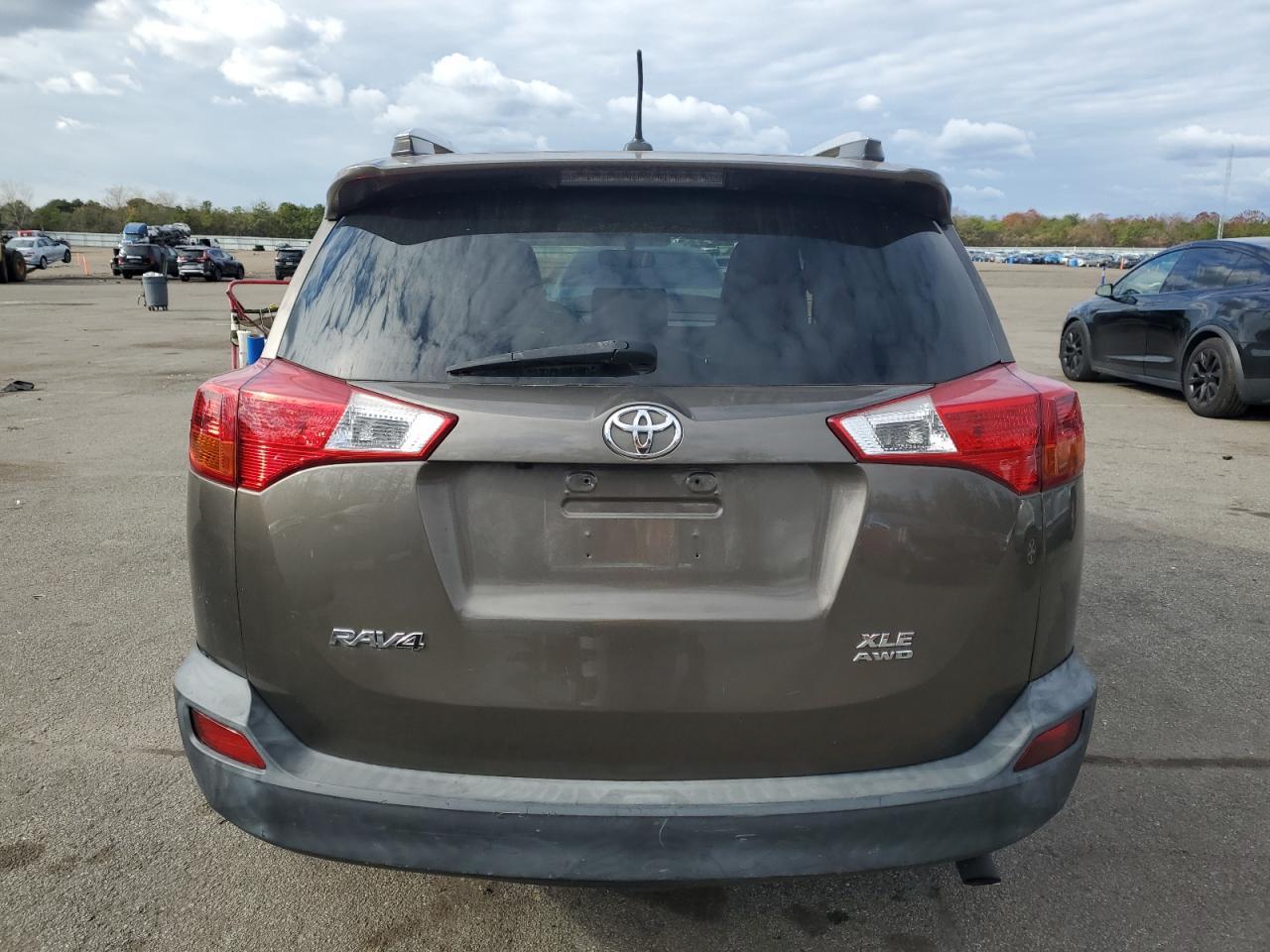 2015 TOYOTA RAV4