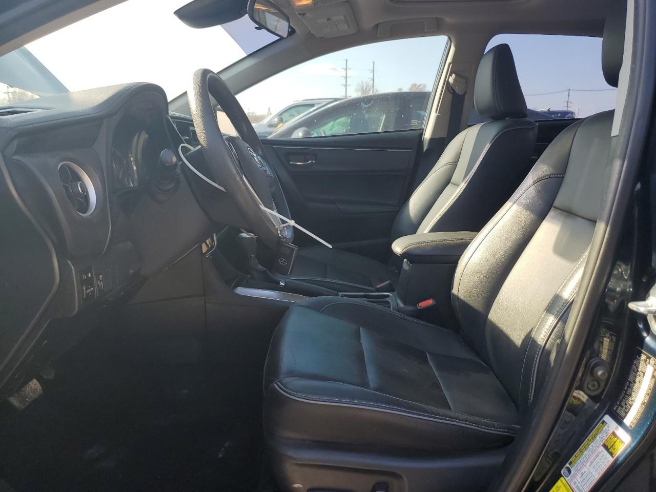 2017 TOYOTA COROLLA