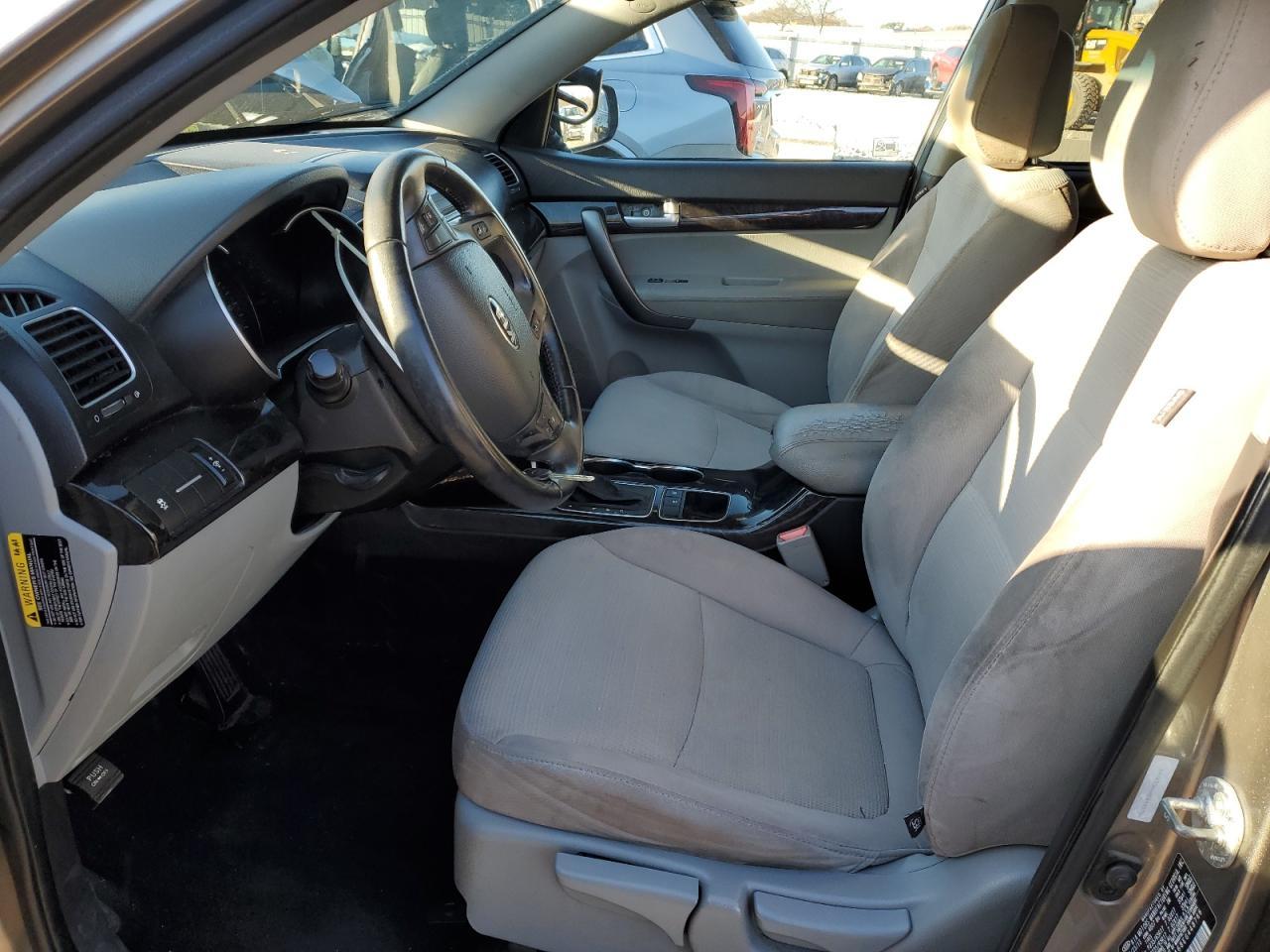 2014 KIA SORENTO