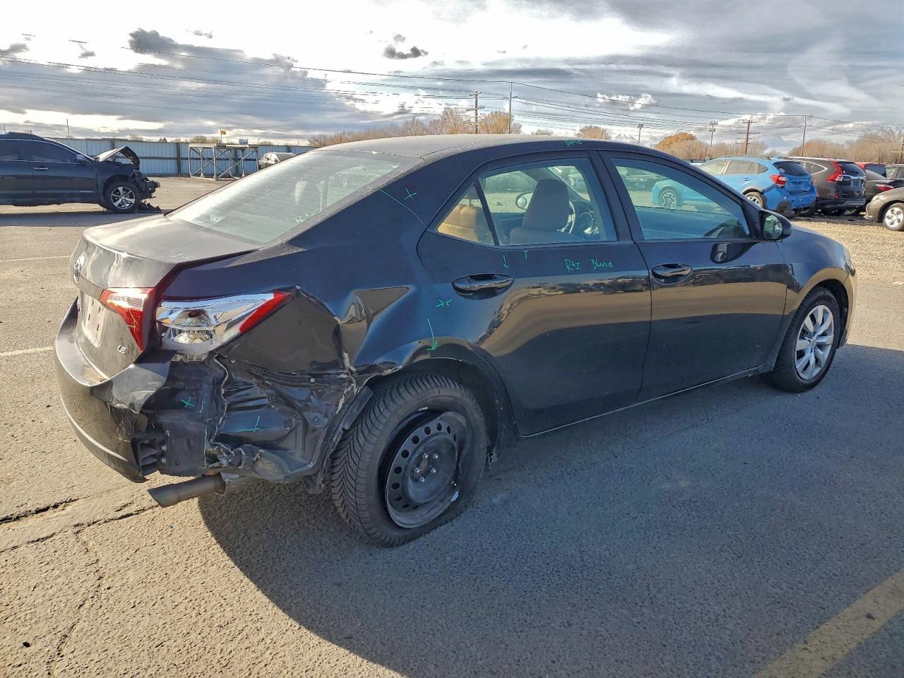 2015 TOYOTA COROLLA