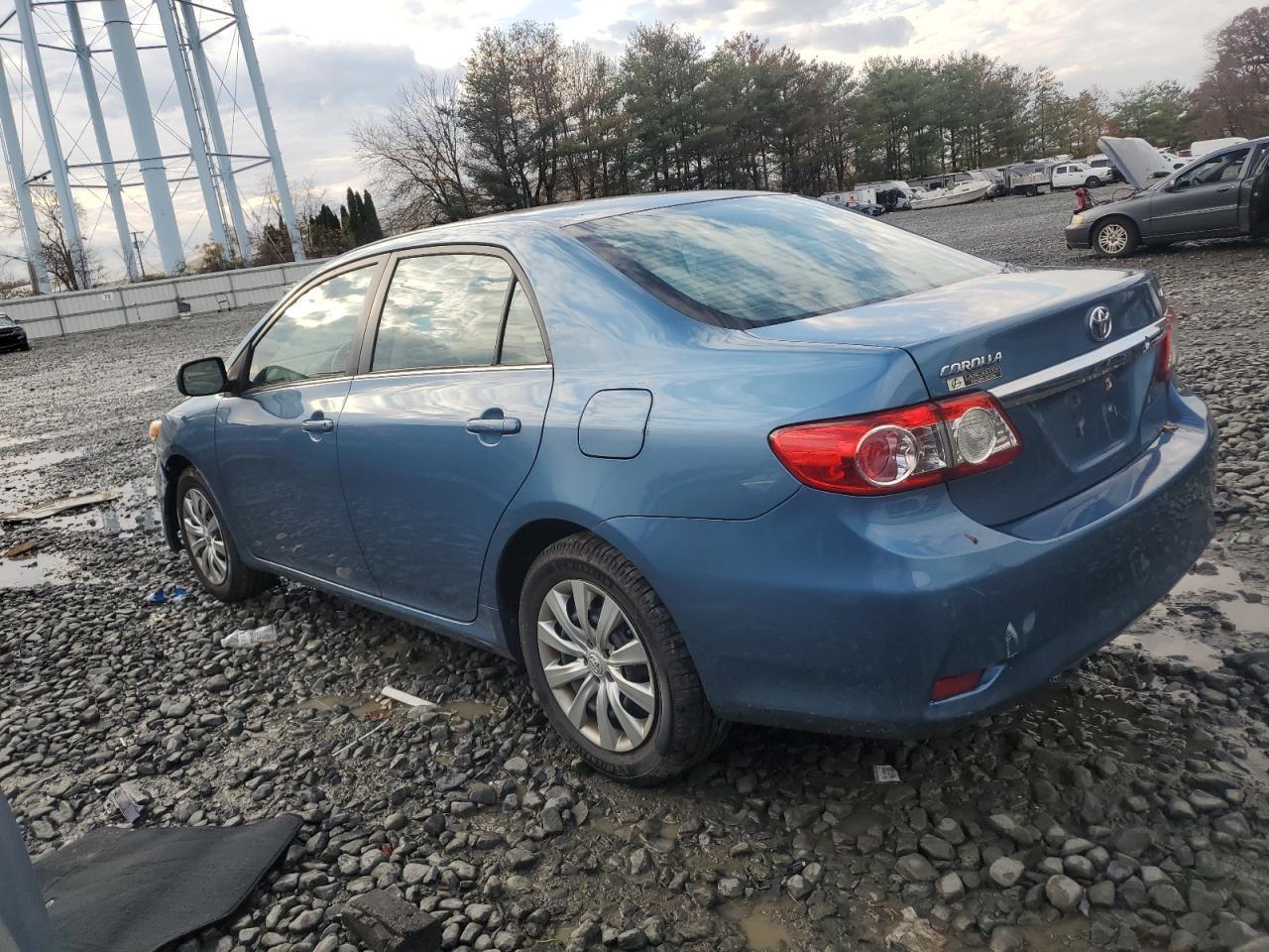 2013 TOYOTA COROLLA
